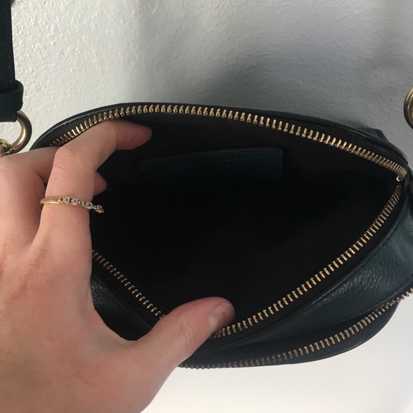 Marc Jacobs Half Moon Crossbody/Shoulder//clutch - Picture 6 of 8